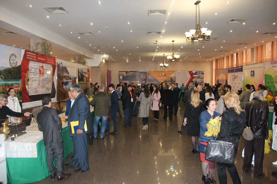 افتتاح المعرض و المنتدى السياحي الأول " VISIT APSNY " في العاصمة الأبخازية سوخوم .