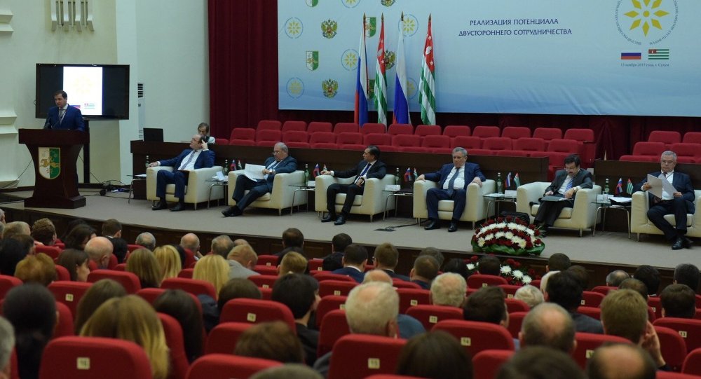 Проблемы туризма в Абхазии обсудили на круглом столе, прошедшем в рамках VIII абхазо-российского делового форума
